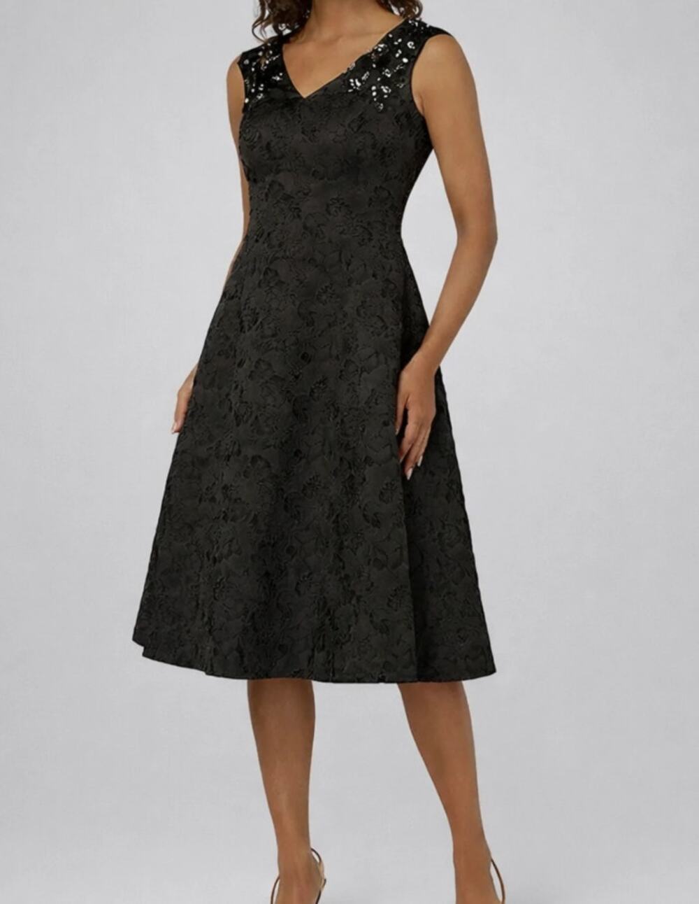 NWT Adrianna Papell Bead Jacquard Midi Dress Black Size 4